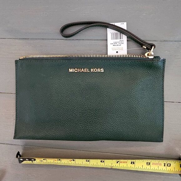 Michael Kors Women's Green Pebble Leather Travel Jet Set Zip Clutch Wristlet - Picture 3 of 5